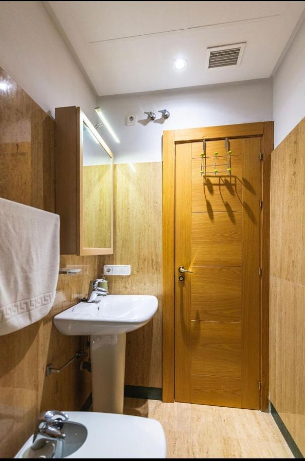 Adorable Apartamento Centro Granada Διαμέρισμα Εξωτερικό φωτογραφία